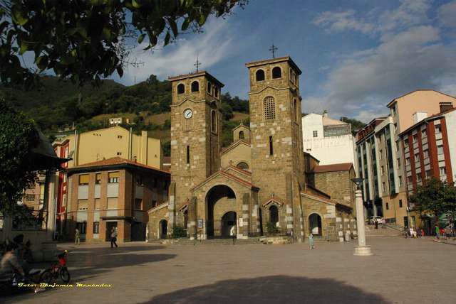 Feria de semana santa en Moreda de Aller, Asturias 24 al 27 de Marzo del 2016