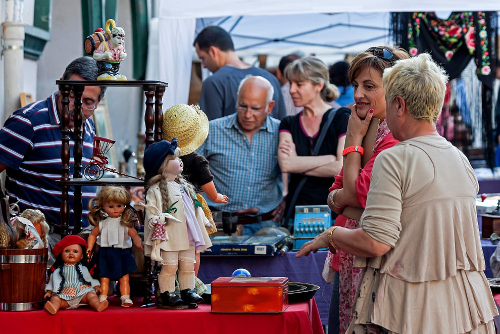 XIII Feria de Antigüedades y Almoneda de Estella-Lizarra,Navarra – 18 de Junio del 2016.