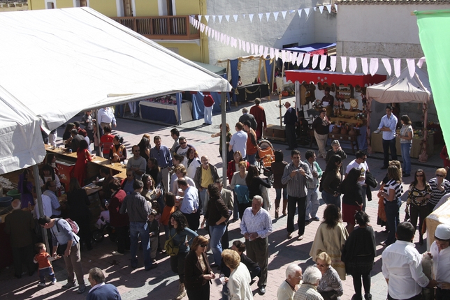 Mercado medieval y fiesta de la vendimia en Quintanilla de Onesimo, Valladolid 08 y 09 de Octubre del 2016
