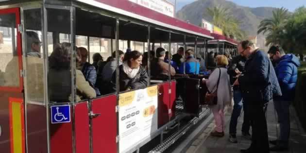Un ‘tren’ turístico unirá las zonas de aparcamiento con varios puntos del Mercado Medieval de Orihuela