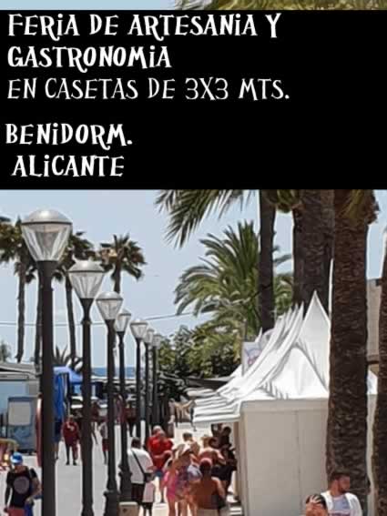 Feria de artesania y gastronomia en Benidorm , Alicante