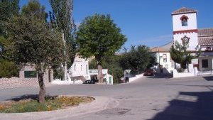 Plaza de la Constitucion en Santa Cruz del Comercio