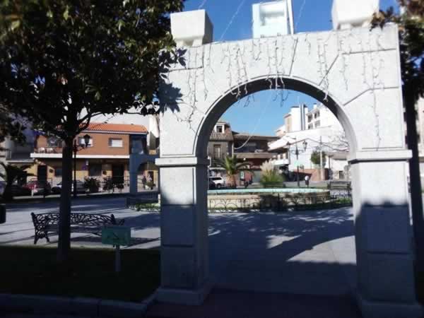 Mercado medieval en Yeles 2026 (Toledo) - Cartel, Programación 3 Foto de la Plaza España de Yeles - Ubicación del Mercado Medieval en Yeles 2026