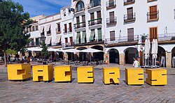 Caceres Letras de la Plaza Mayor 8